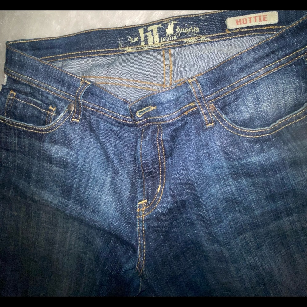 Hottie jeans preowned